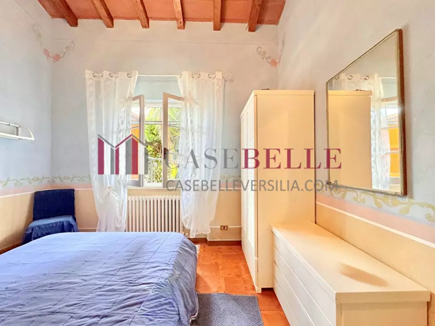 Immagine 28 di Casa indipendente in affitto  a Forte Dei Marmi