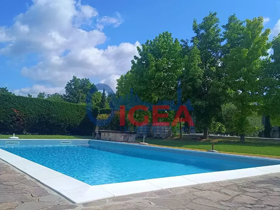 Immagine 2 di Appartamento in vendita  a San Gimignano