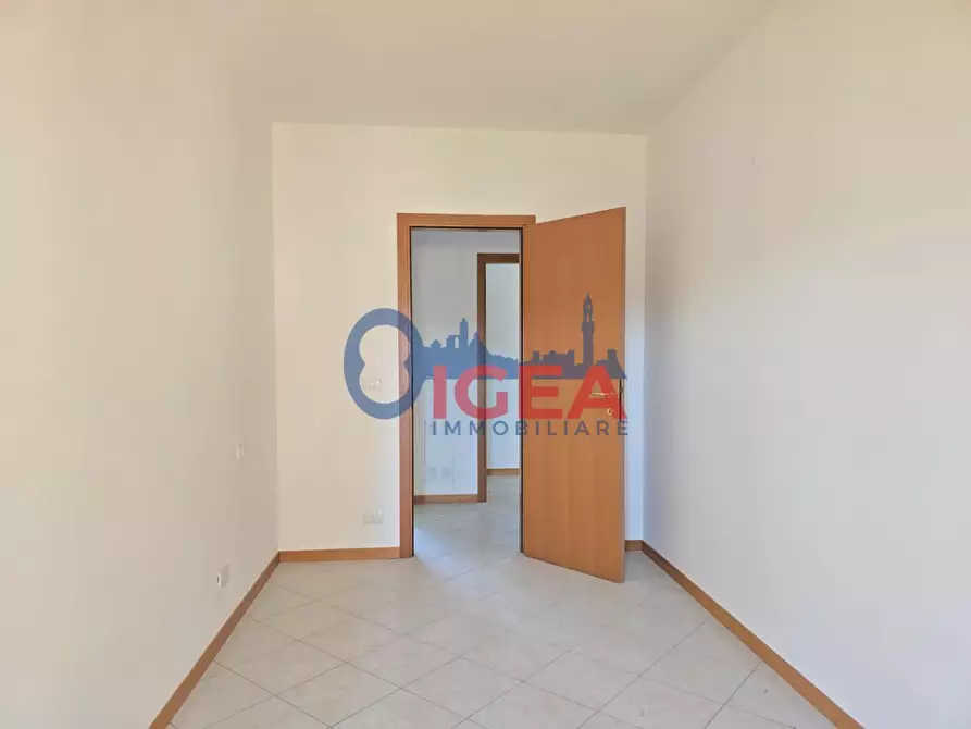 Immagine 13 di Appartamento in vendita  a Siena