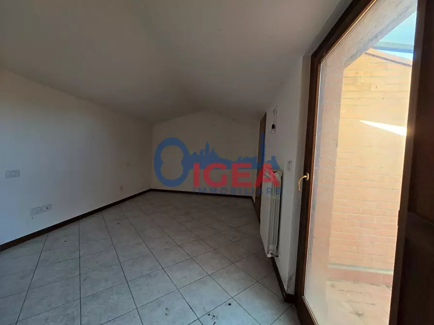 Immagine 23 di Appartamento in vendita  a Siena