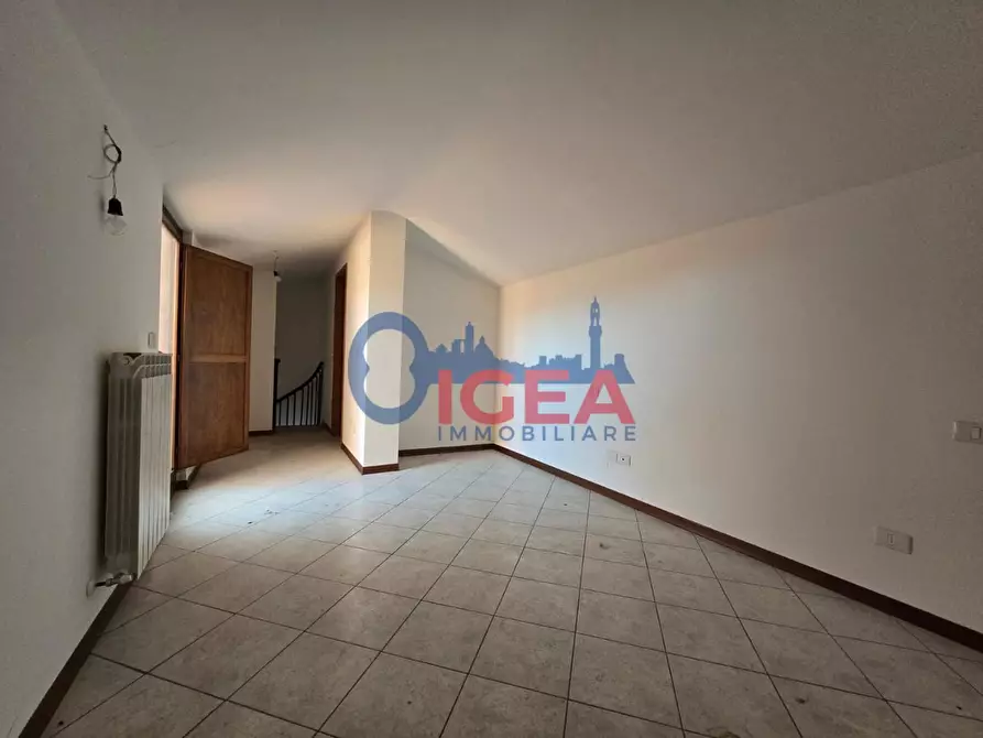 Immagine 7 di Appartamento in vendita  a Siena