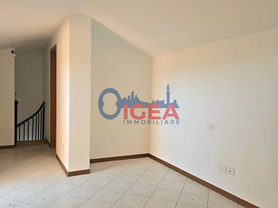 Immagine 22 di Appartamento in vendita  a Siena