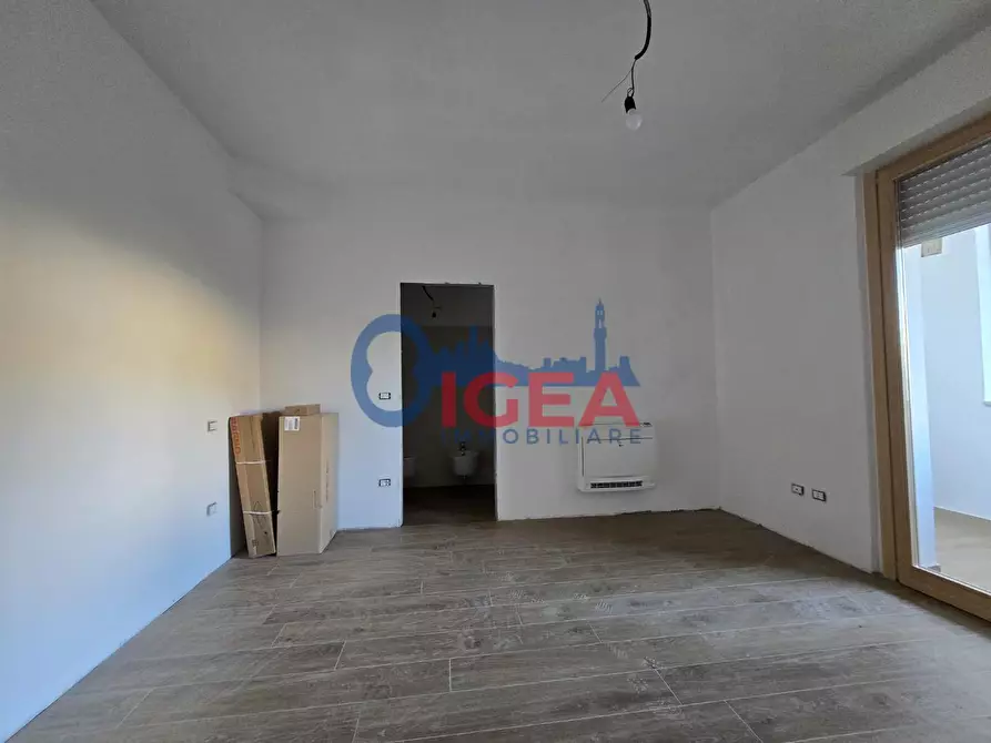 Immagine 6 di Appartamento in vendita  a Siena