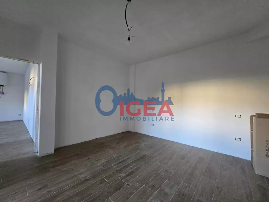 Immagine 11 di Appartamento in vendita  a Siena