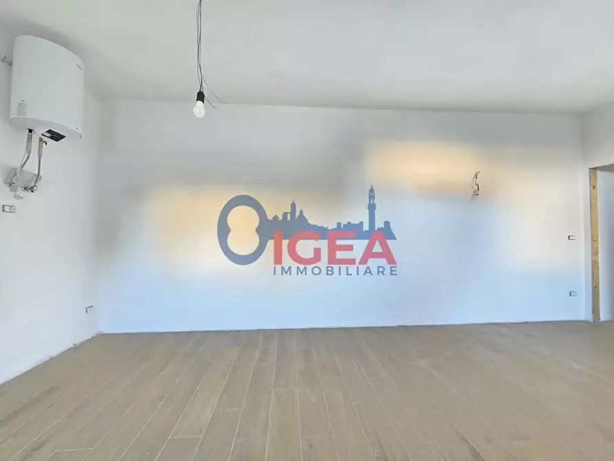 Immagine 9 di Appartamento in vendita  a Siena