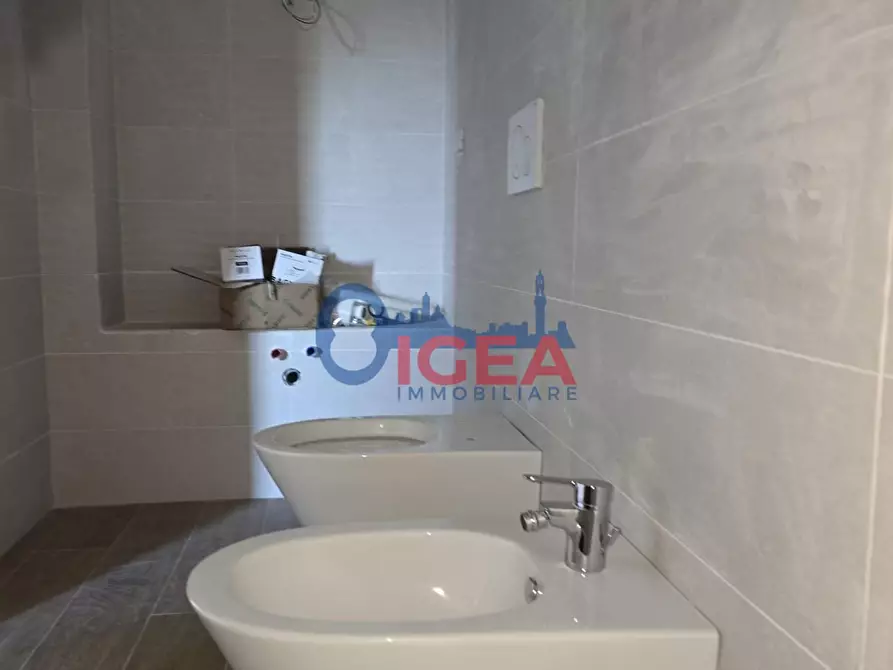 Immagine 15 di Appartamento in vendita  a Siena