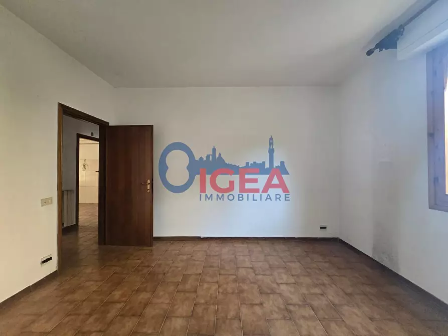 Immagine 15 di Appartamento in vendita  a Colle Di Val D'elsa
