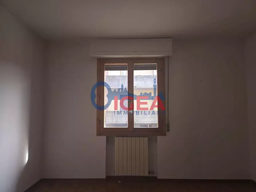 Immagine 6 di Appartamento in vendita  a Colle Di Val D'elsa