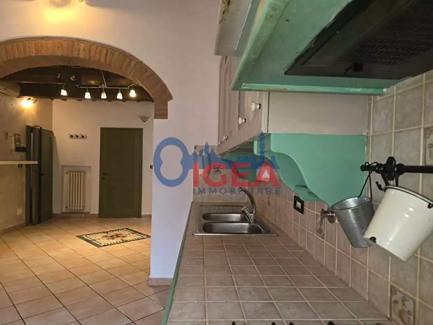 Immagine 10 di Appartamento in vendita  a Poggibonsi