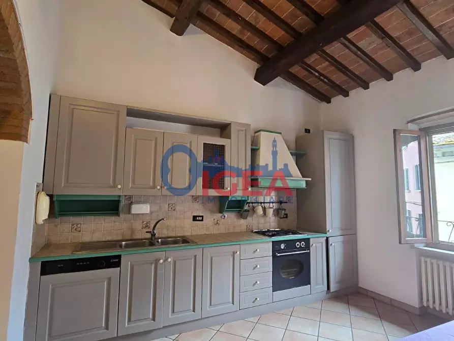 Immagine 9 di Appartamento in vendita  a Poggibonsi