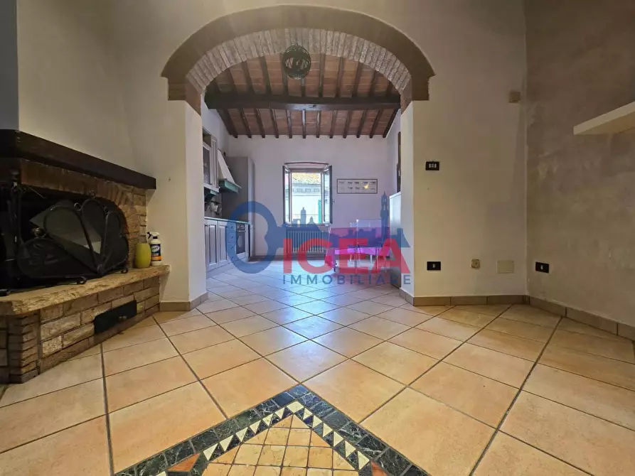 Immagine 7 di Appartamento in vendita  a Poggibonsi