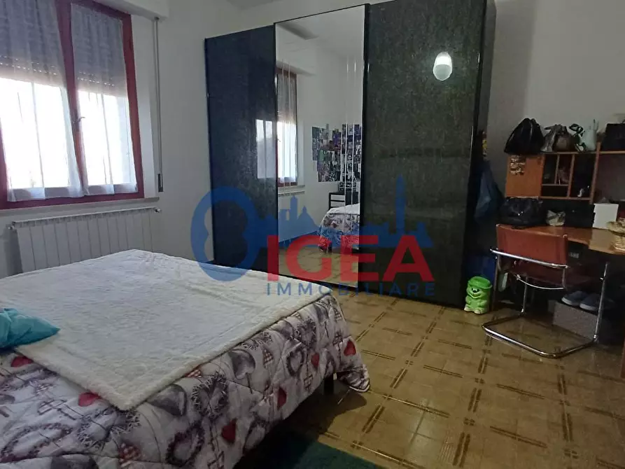 Immagine 9 di Casa colonica in vendita  a Montepulciano