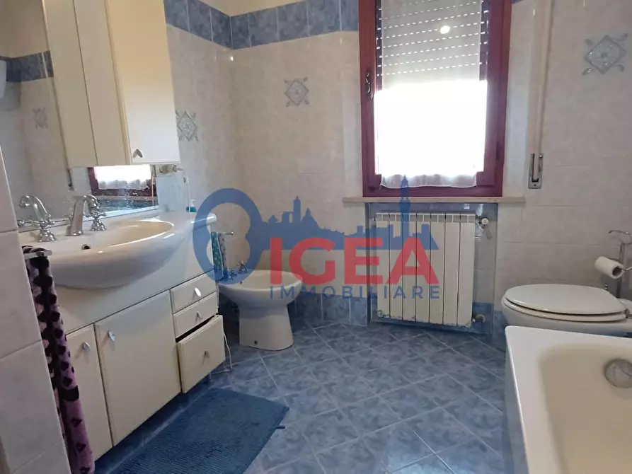 Immagine 18 di Casa colonica in vendita  a Montepulciano