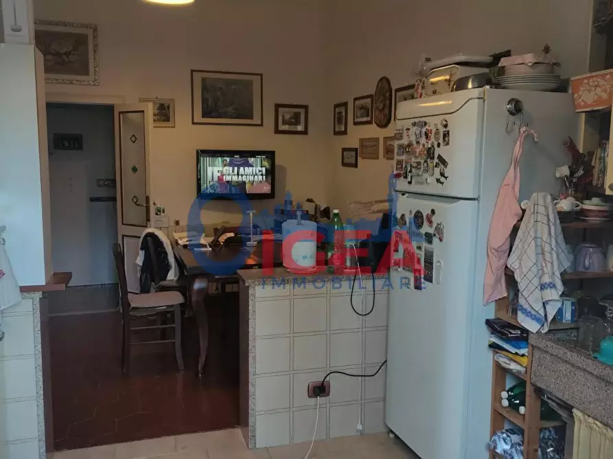 Immagine 2 di Appartamento in vendita  a Siena