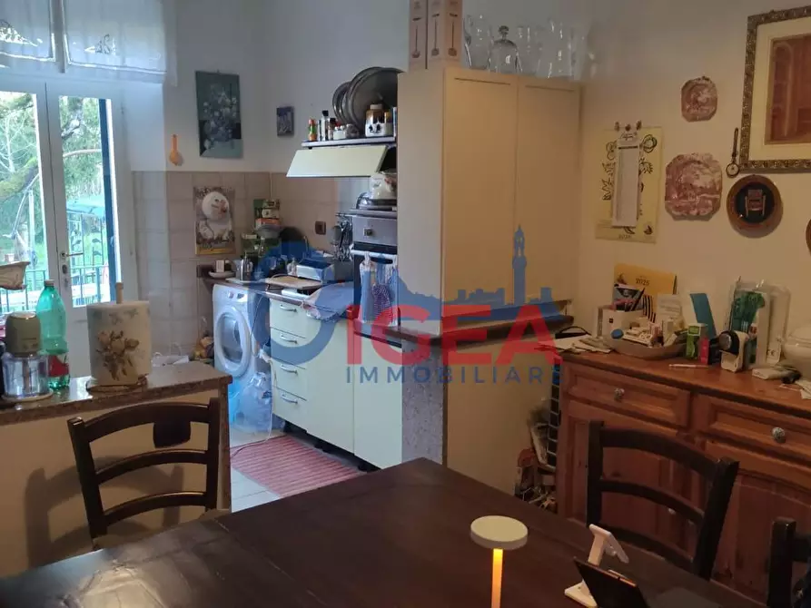 Immagine 9 di Appartamento in vendita  a Siena