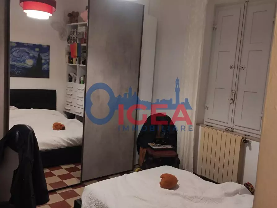 Immagine 5 di Appartamento in vendita  a Siena