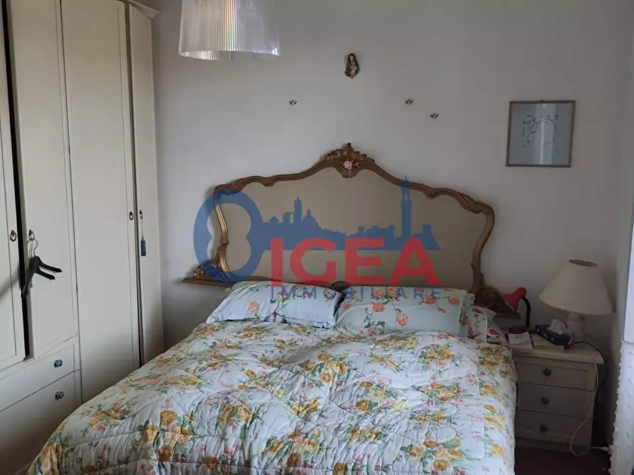 Immagine 17 di Appartamento in vendita  a Siena