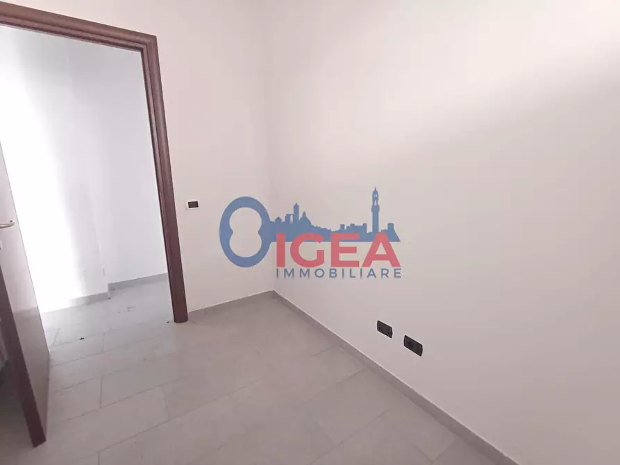 Immagine 7 di Ufficio in vendita  a Poggibonsi