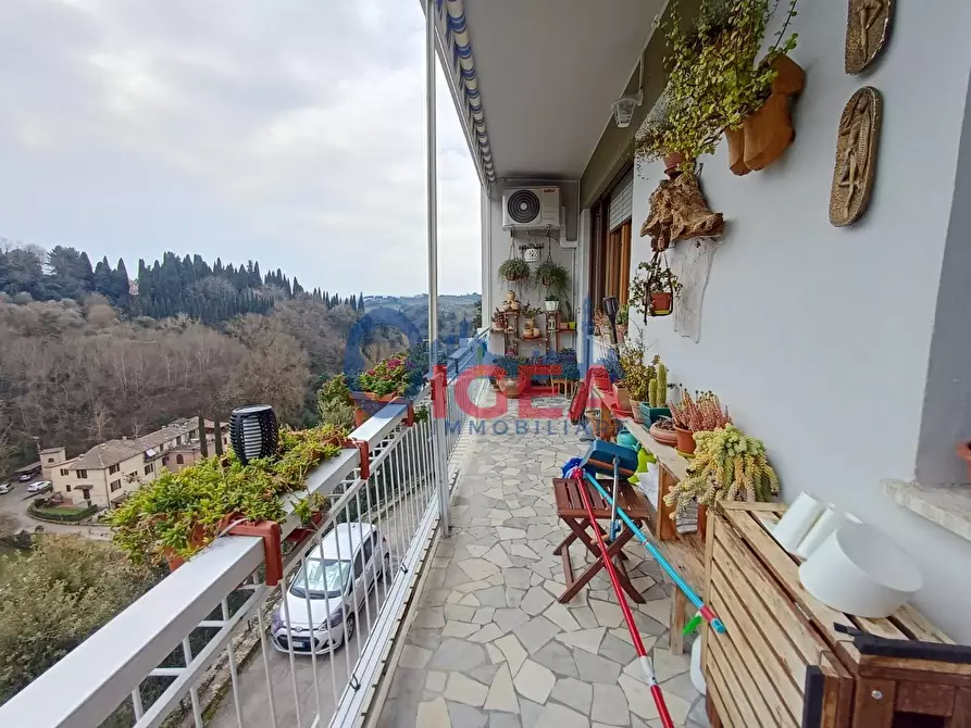 Immagine 10 di Appartamento in vendita  a Siena