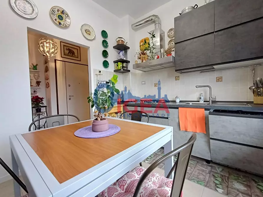 Immagine 8 di Appartamento in vendita  a Siena