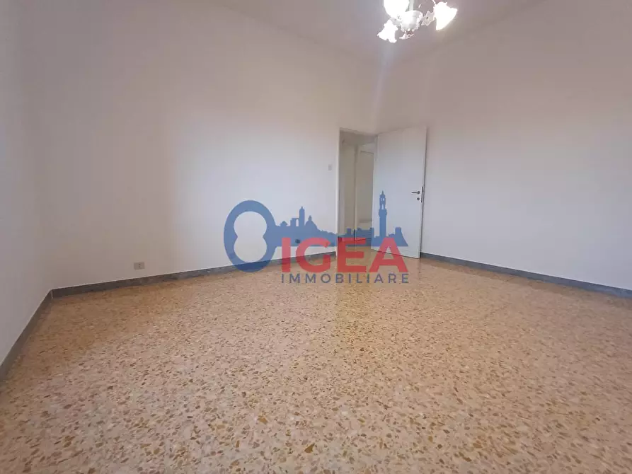 Immagine 14 di Appartamento in vendita  a Siena