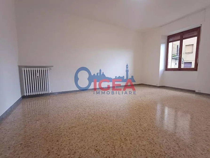 Immagine 8 di Appartamento in vendita  a Siena