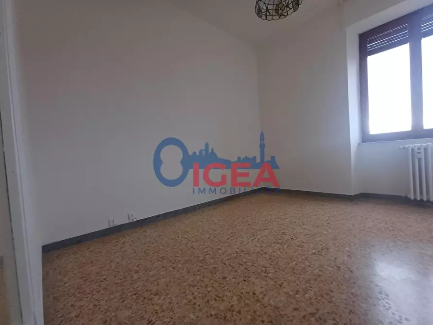Immagine 5 di Appartamento in vendita  a Siena