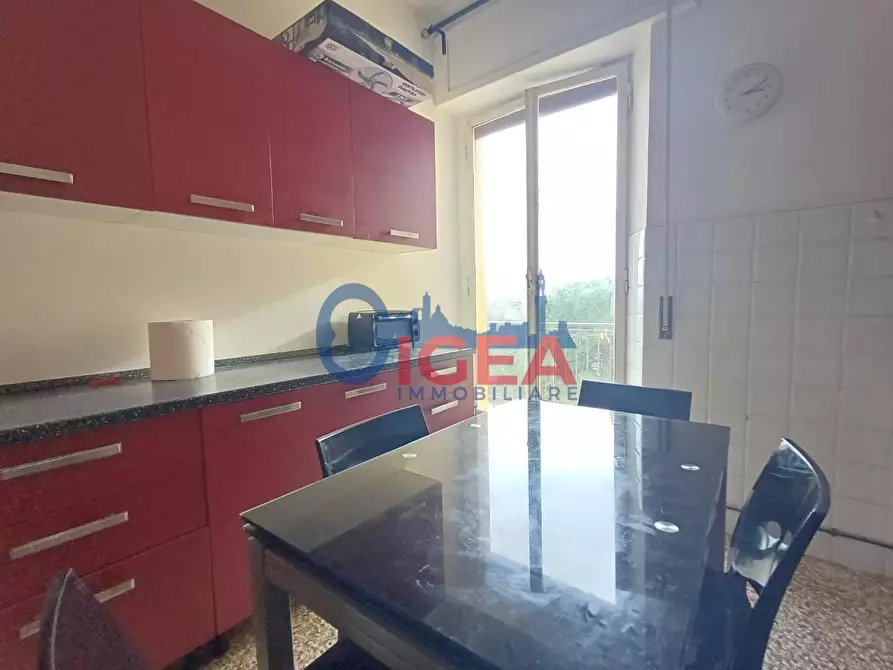 Immagine 2 di Appartamento in vendita  a Siena