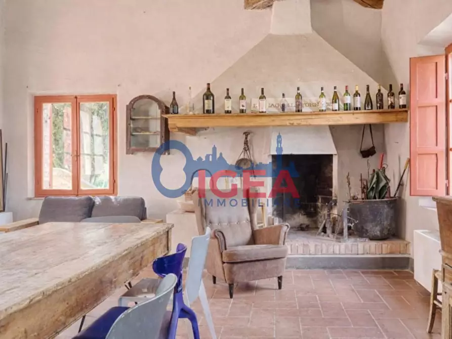Immagine 15 di Casa colonica in vendita  a Colle Di Val D'elsa