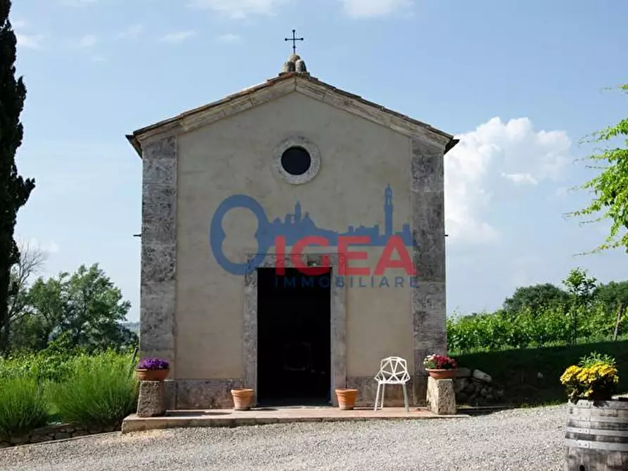 Immagine 8 di Casa colonica in vendita  a Colle Di Val D'elsa