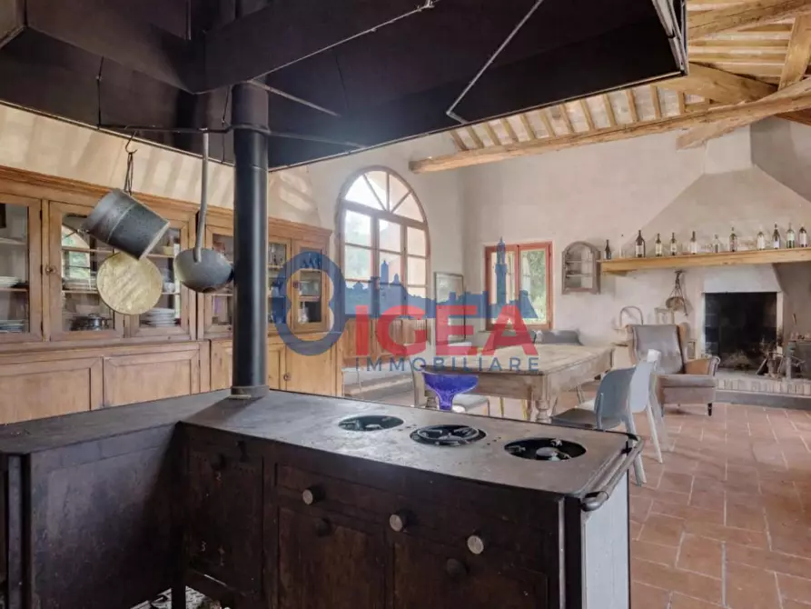 Immagine 16 di Casa colonica in vendita  a Colle Di Val D'elsa
