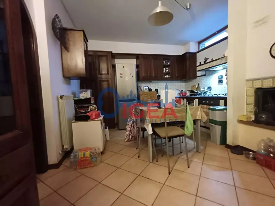 Immagine 42 di Appartamento in vendita  a Siena