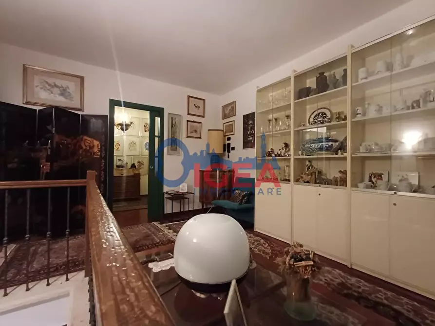 Immagine 3 di Appartamento in vendita  a Siena