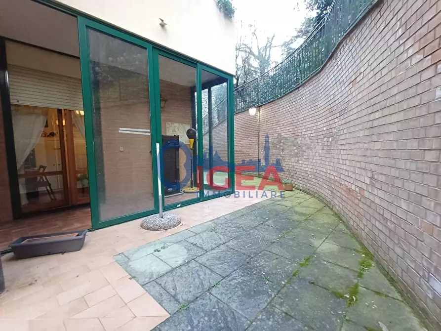 Immagine 29 di Appartamento in vendita  a Siena