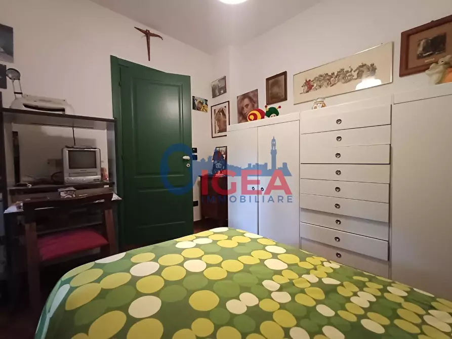 Immagine 13 di Appartamento in vendita  a Siena