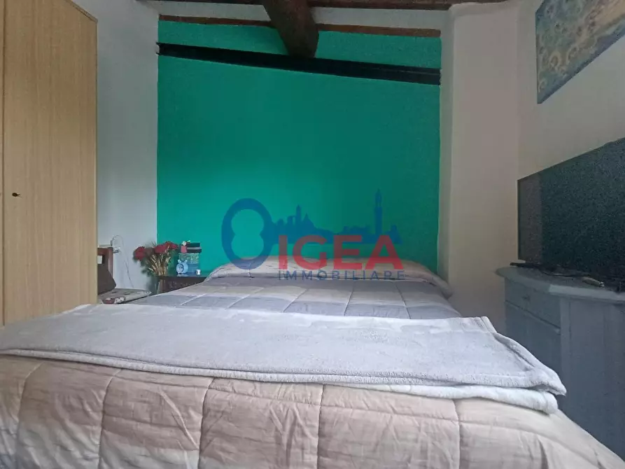 Immagine 12 di Appartamento in vendita  a Colle Di Val D'elsa