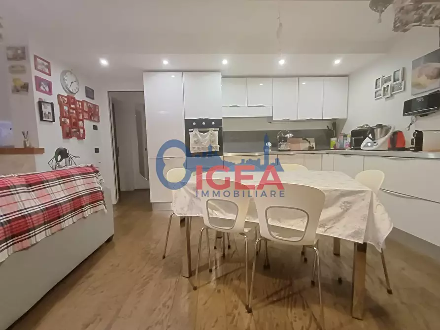 Immagine 1 di Appartamento in vendita  a Poggibonsi