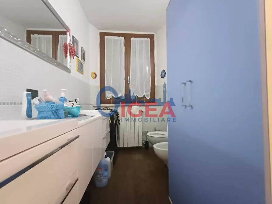 Immagine 15 di Appartamento in vendita  a Poggibonsi