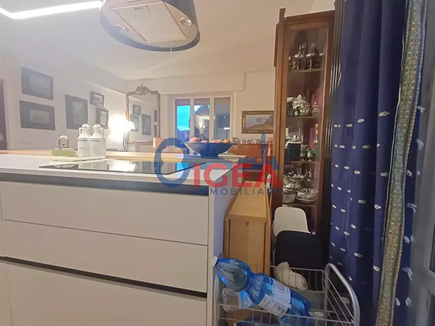 Immagine 8 di Appartamento in vendita  a Siena