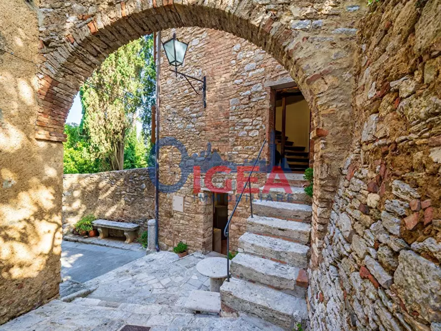 Immagine 7 di Immobile di prestigio in vendita  a Rapolano Terme