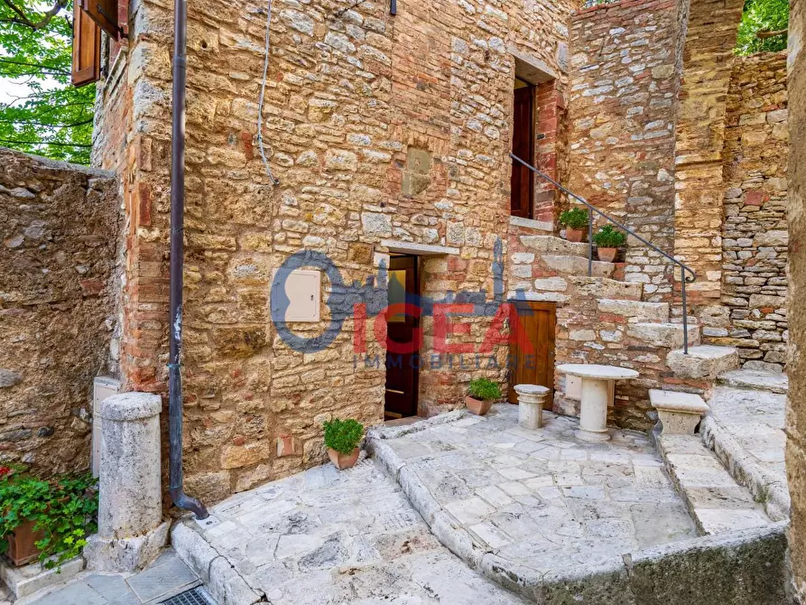 Immagine 8 di Immobile di prestigio in vendita  a Rapolano Terme