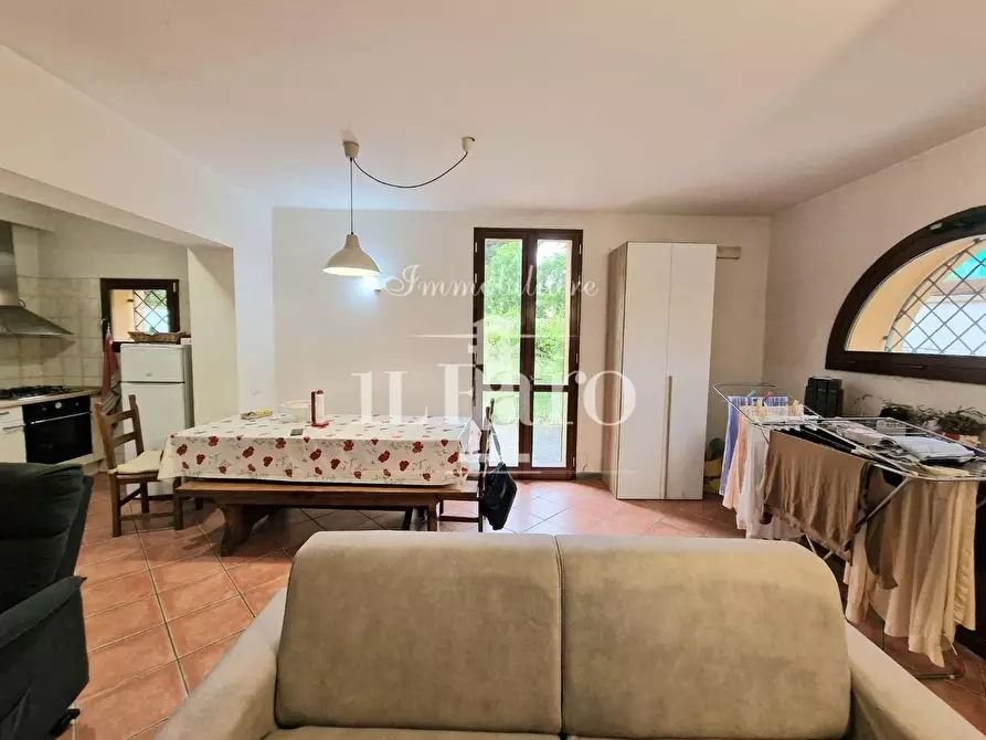 Immagine 4 di Appartamento in vendita  a Campi Bisenzio