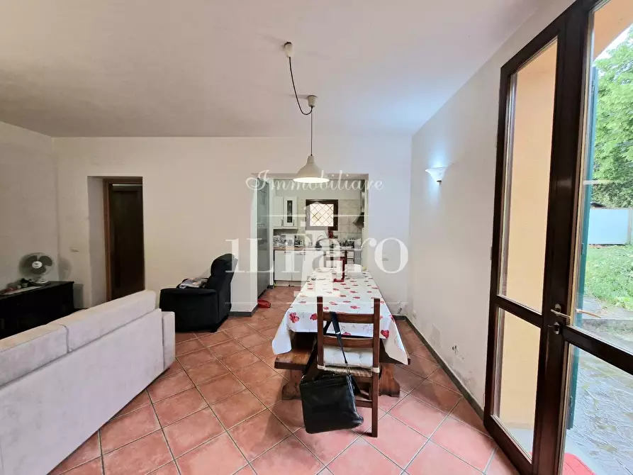 Immagine 3 di Appartamento in vendita  a Campi Bisenzio