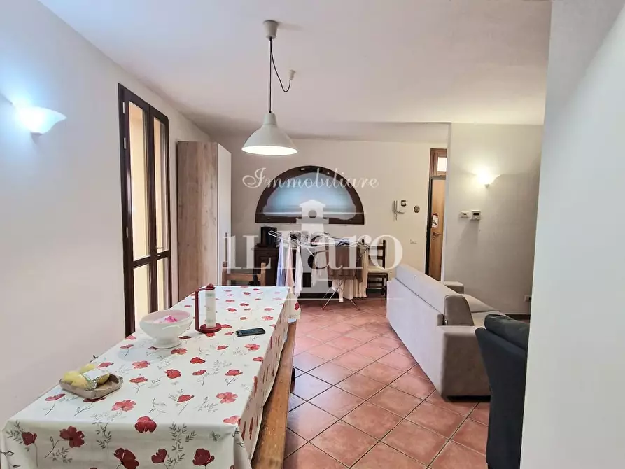 Immagine 2 di Appartamento in vendita  a Campi Bisenzio