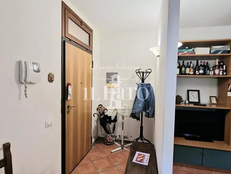 Immagine 9 di Appartamento in vendita  a Campi Bisenzio