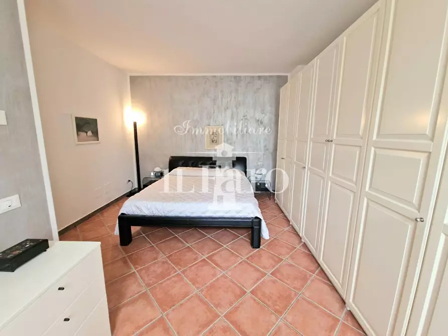 Immagine 24 di Appartamento in vendita  a Campi Bisenzio