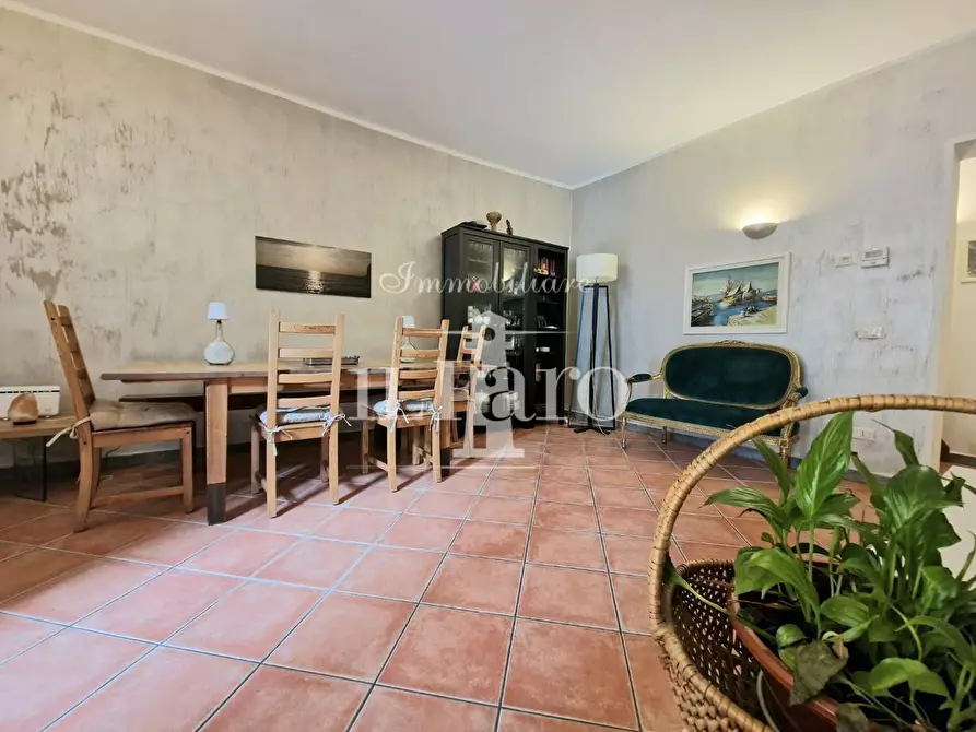 Immagine 9 di Appartamento in vendita  a Campi Bisenzio