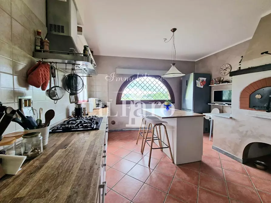 Immagine 1 di Appartamento in vendita  a Campi Bisenzio