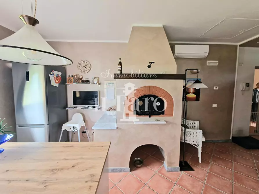 Immagine 6 di Appartamento in vendita  a Campi Bisenzio