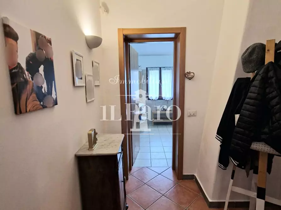 Immagine 34 di Appartamento in vendita  a Campi Bisenzio